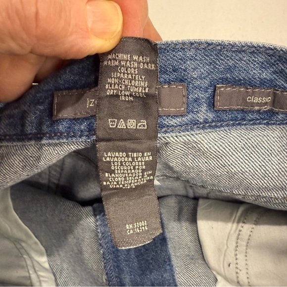 Liz Claiborne Classic Jeans Medium Wash Denim Mom High Waist Women’s Size 12R - Picture 11 of 13